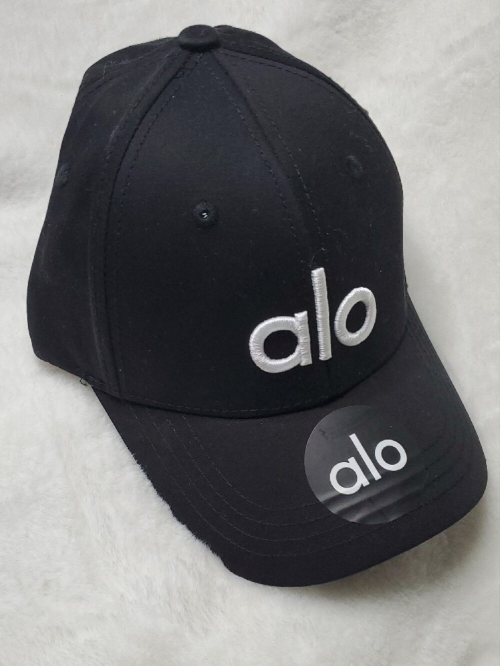 ALO Yoga Black Baseball Cap with White Logo - Picture 3 of 4